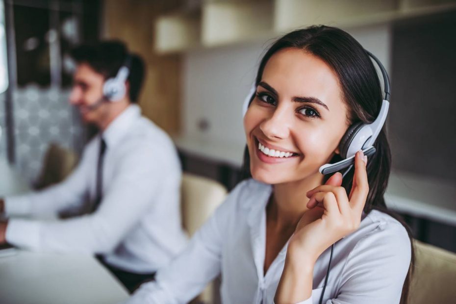 Téléconseillère du centre d’appel Synapse Services